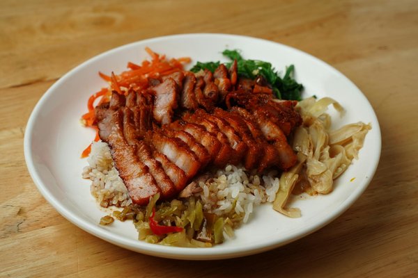 ¿Cómo medir el impacto del marketing en el retorno sobre la inversión (ROI)?